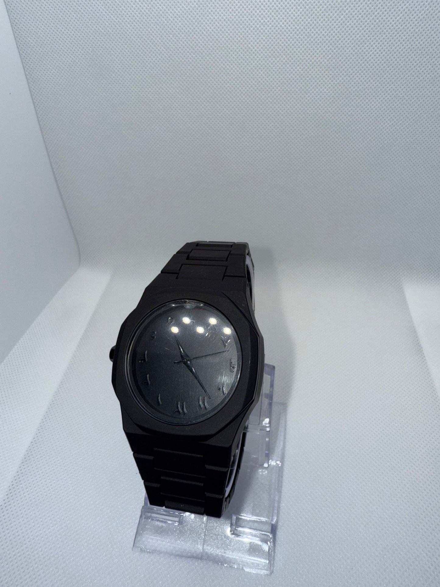 Black Arabic Aura Watch